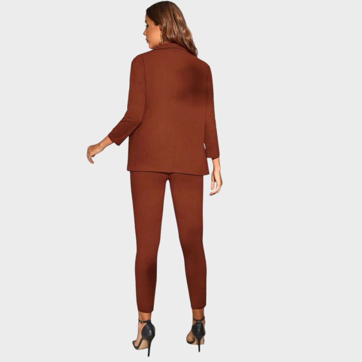Соня – Елегантен Офисен Костюм