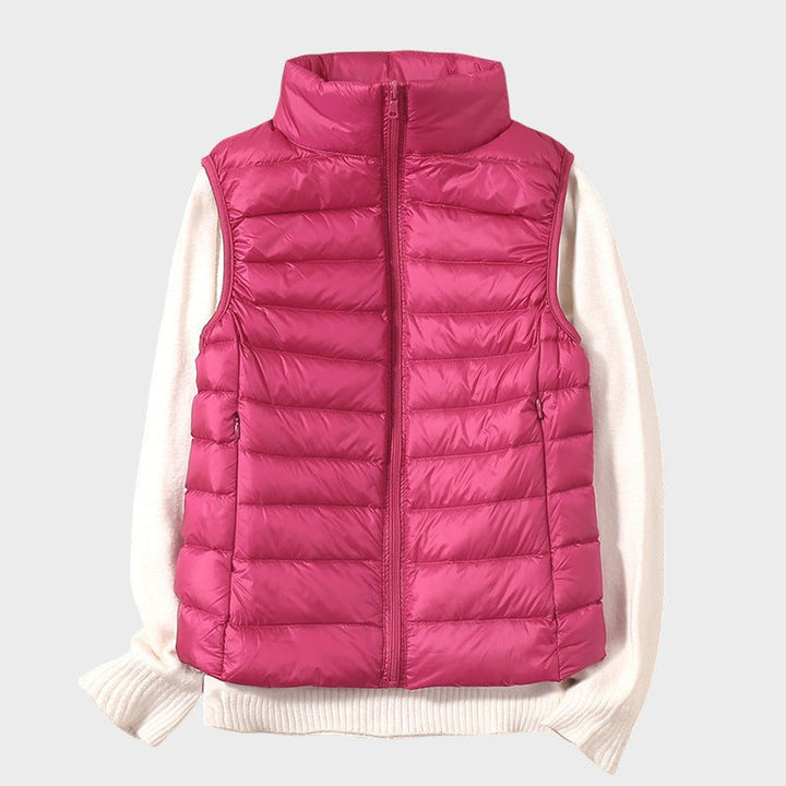 Станка - Лек пухен елек с плетен дизайн