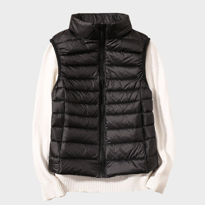 Станка - Лек пухен елек с плетен дизайн