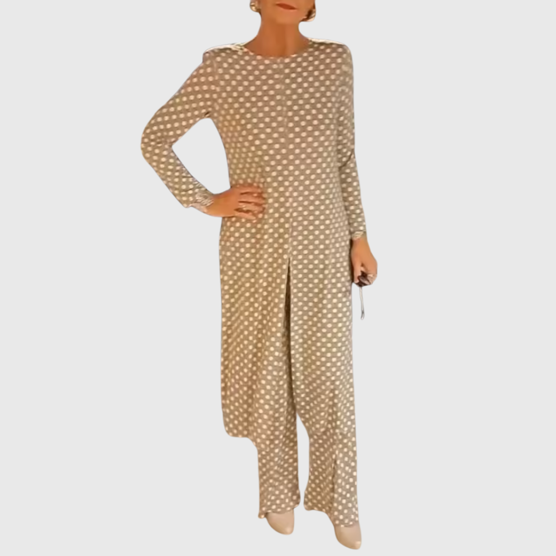 Николина | Комплект с точки чаровен