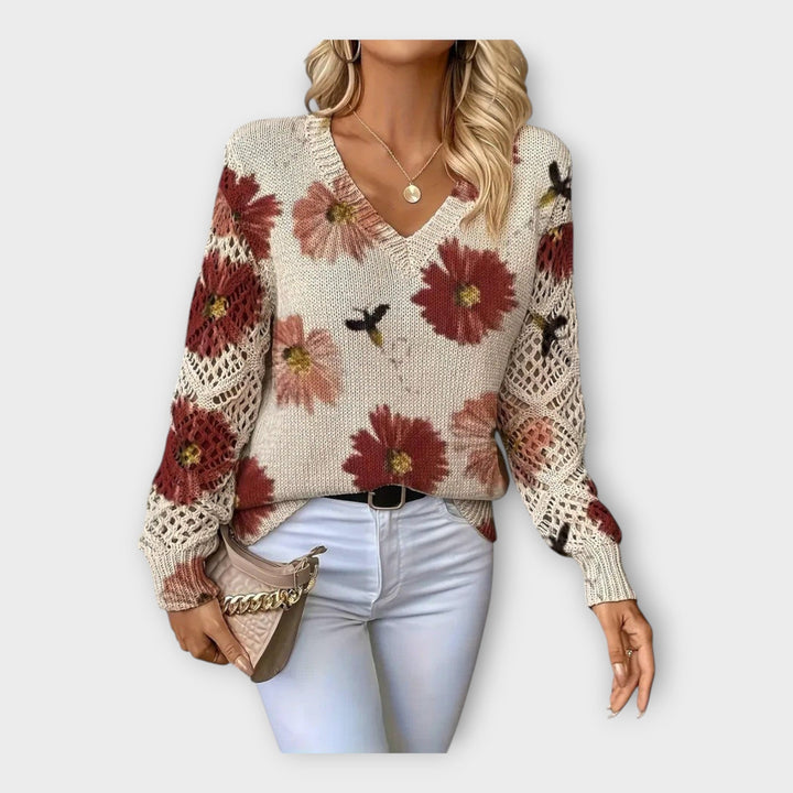 Плетен Пуловер с Дантелени Детайли