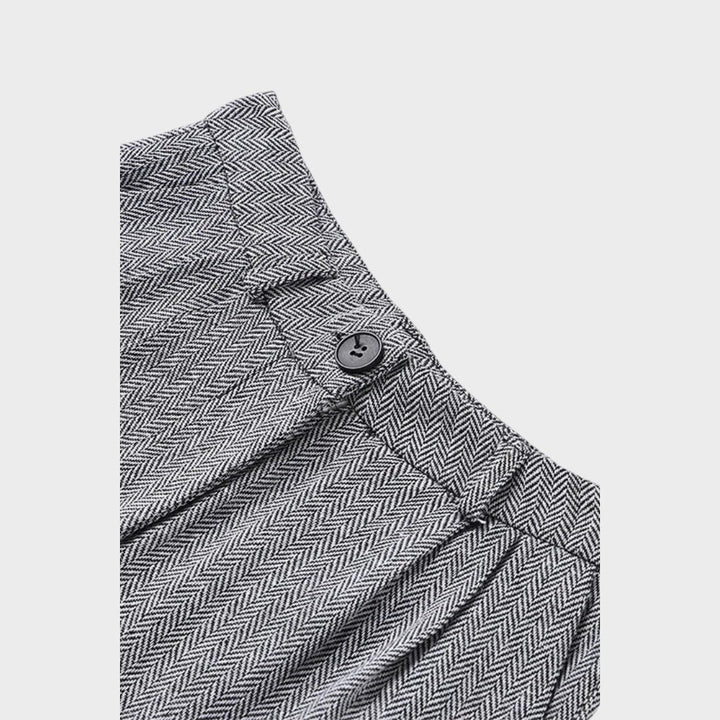 Каролина – Мощен Триделен Костюм