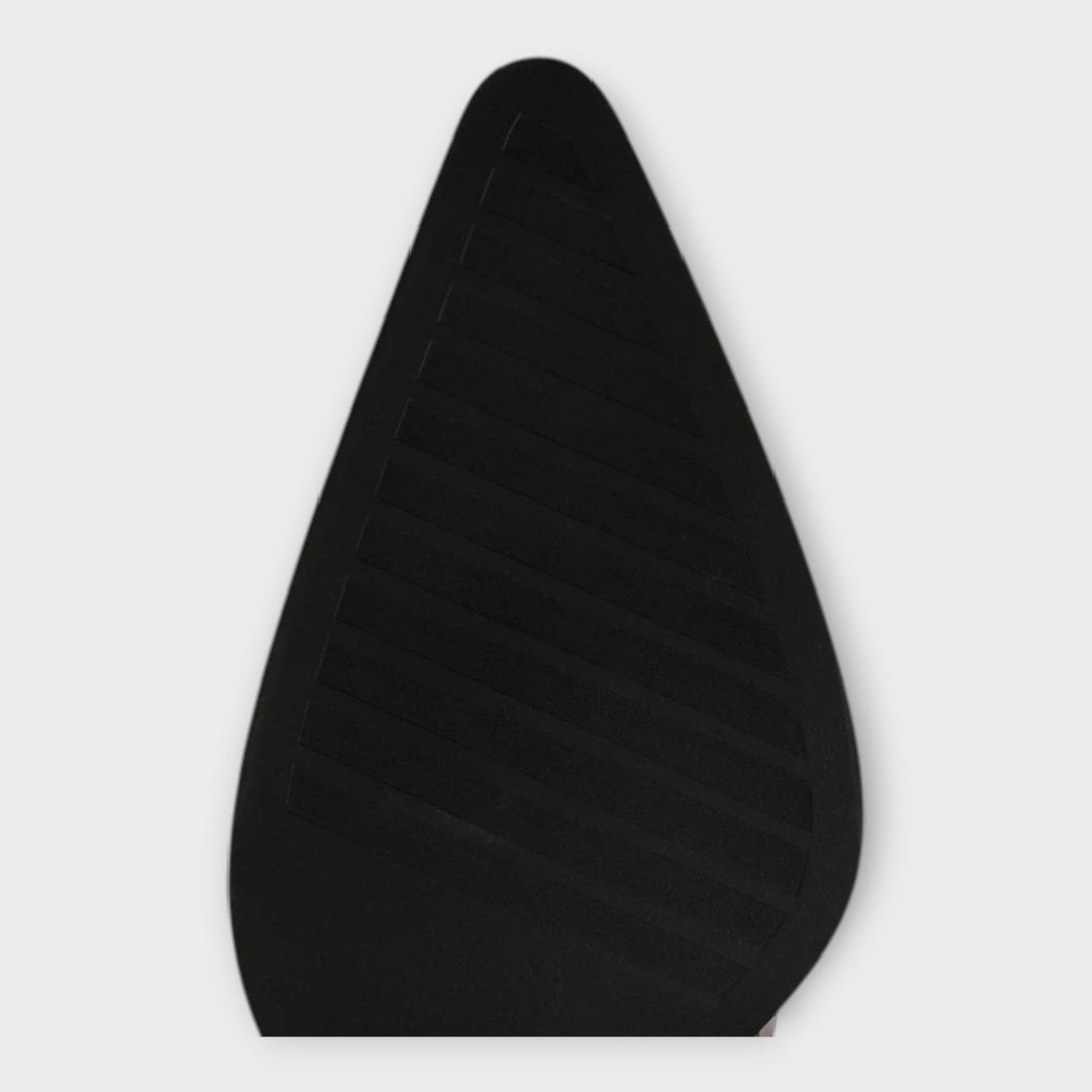 Миряна - Боти с Кроко Узор и Елегантен Ток