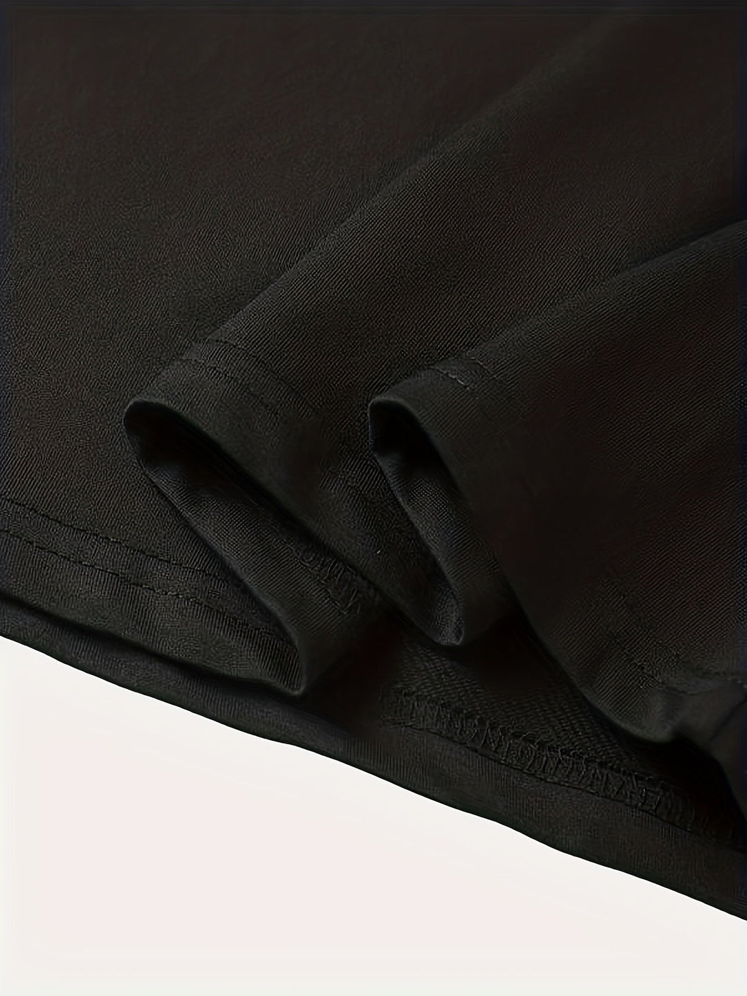 Анастас - Стилен t-shirt с кръгло деколте и графичен принт