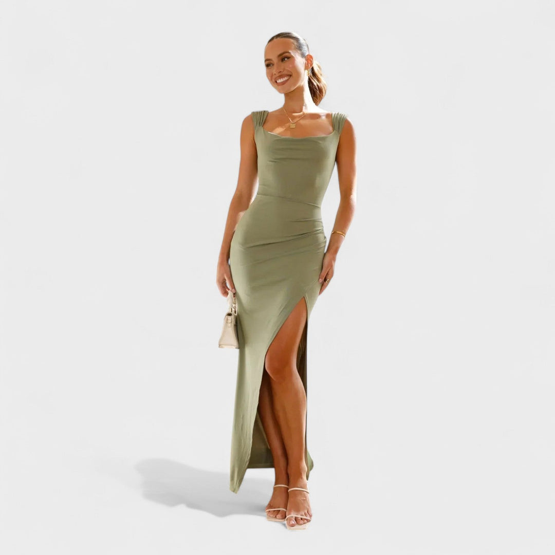 Констанца - Дълга рокля с открит гръб