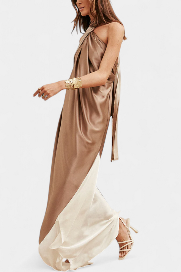 Петра Макси Рокля с Неправилен Рез и Открити Гърба